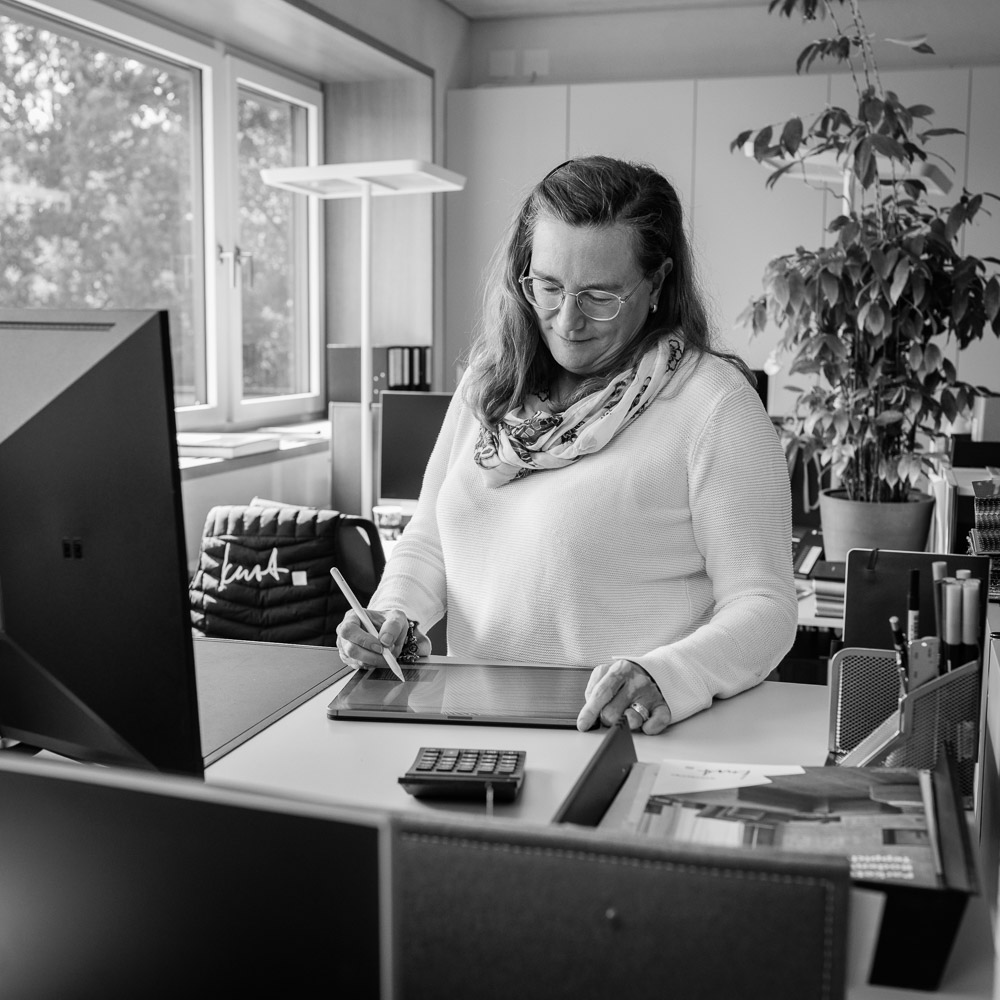 Kurt Wohndesign AG - Home - Bereichsleitung - Fabienne Weber
Kauffrau